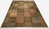 9'11" x 13'8"   Nepalese Rug Top View