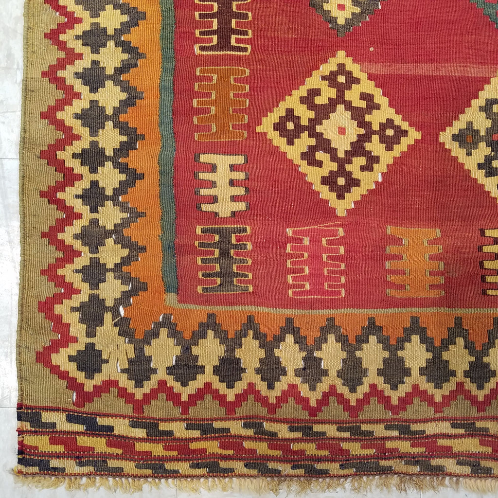 5'2" x 7'1"   Persian Vintage Qashqai Kilim Rug Back View