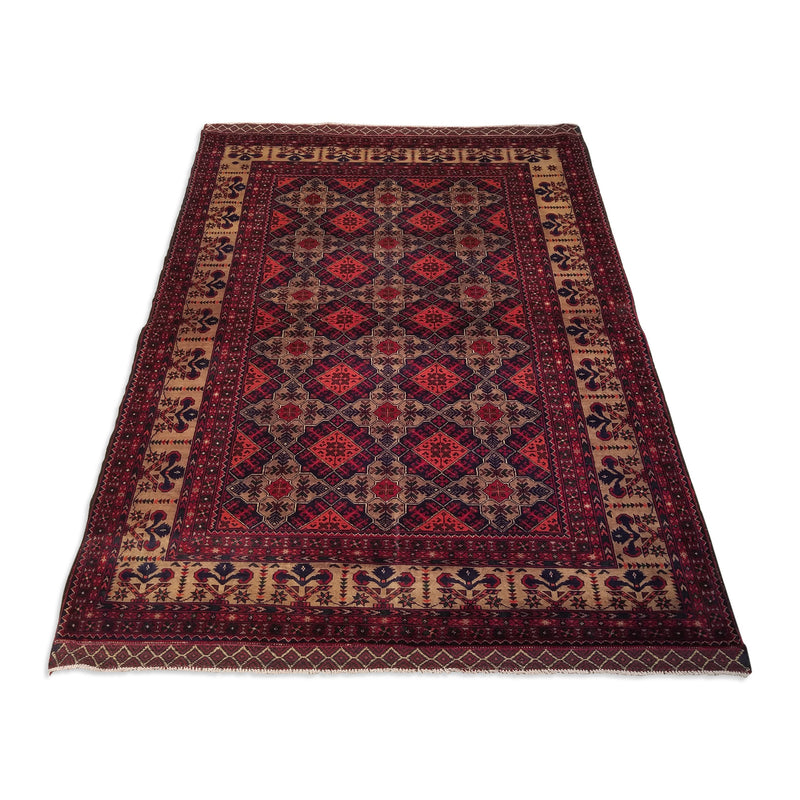4'11" x 6'8"   Kunduz Rug Angle View