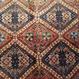 5'0" x 6'8"   Yamut Rug Angle View