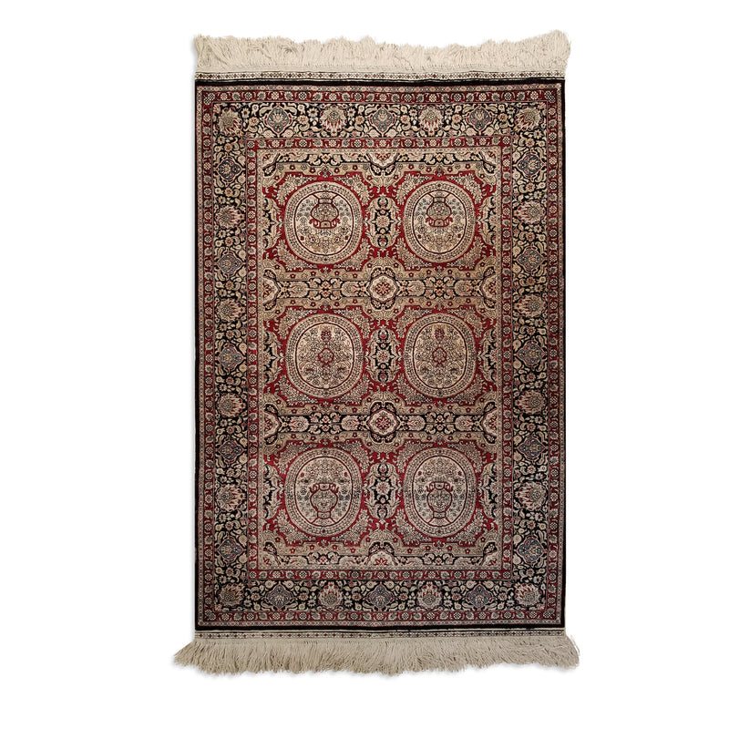 2'8" x 4'1"   Silk Chinese Hereke Rug Top View