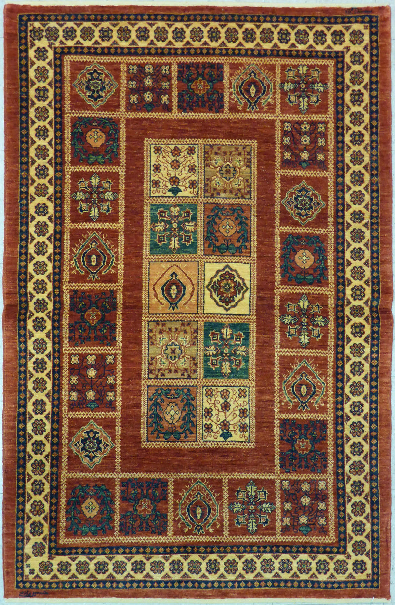 3'5" x 5'3"   Persian Kashkuli Rug Top View