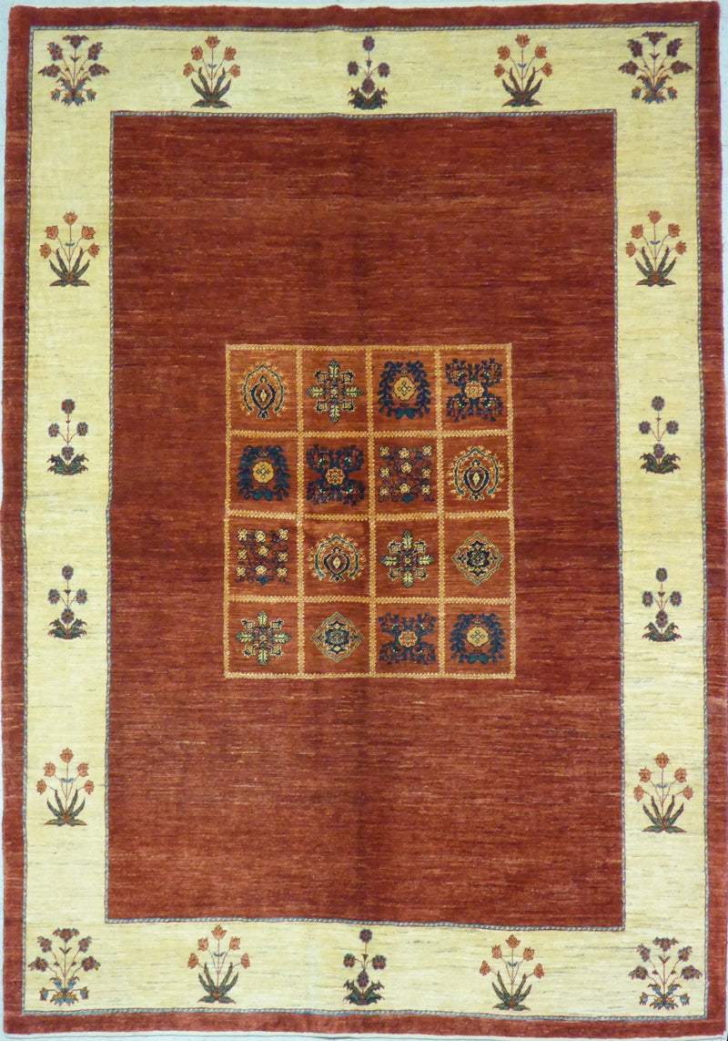 5'7" x 8'0"   Persian Kashkuli Rug Top View