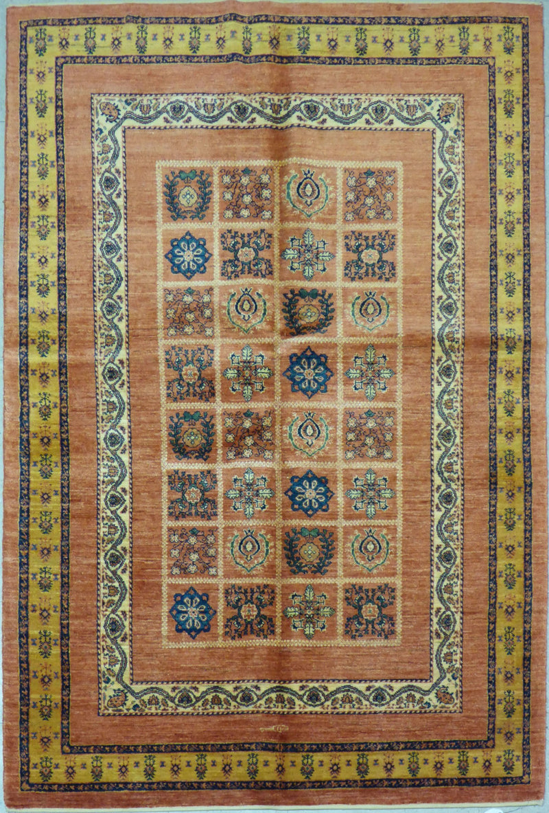 4'8" x 6'9"   Persian Kashkuli Rug Top View