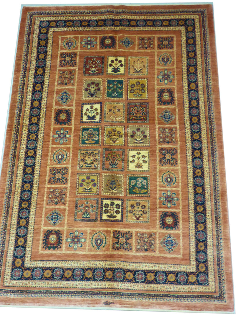 5'9" x 8'0"   Persian Kashkuli Rug Top View