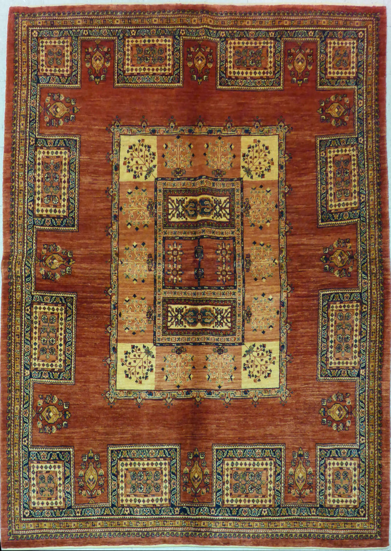 5'8" x 8'0"   Persian Kashkuli Rug Top View