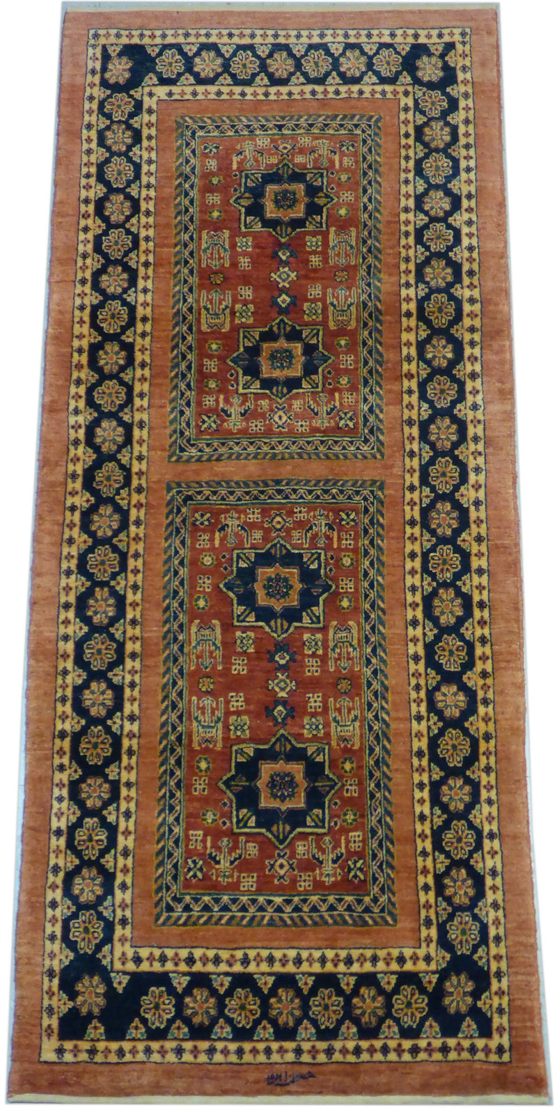 2'8" x 6'3"   Persian Kashkuli Rug Angle View