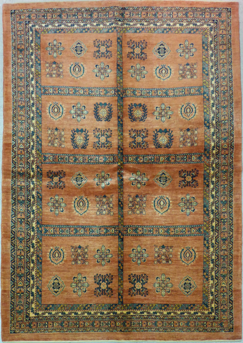 5'8" x 8'0"   Persian Kashkuli Rug Top View