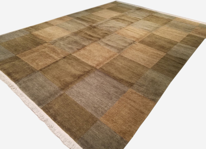 9'11" x 13'8"   Nepalese Rug Angle View