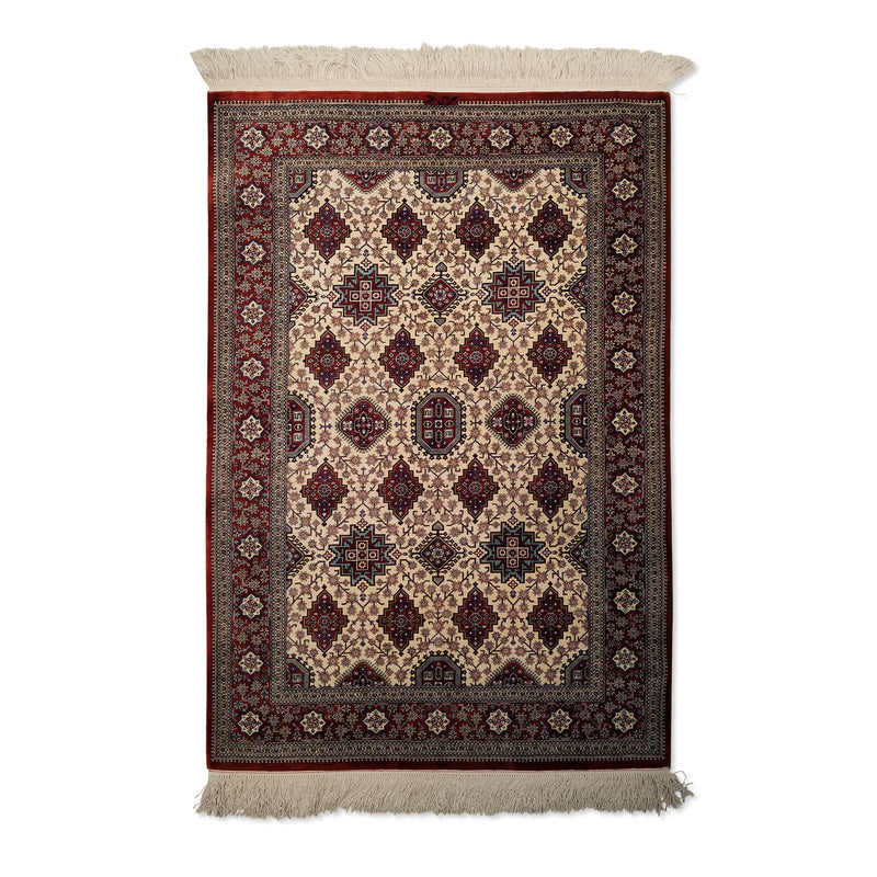 3'3" x 4'9"   Silk Persian Qom Rug Top View