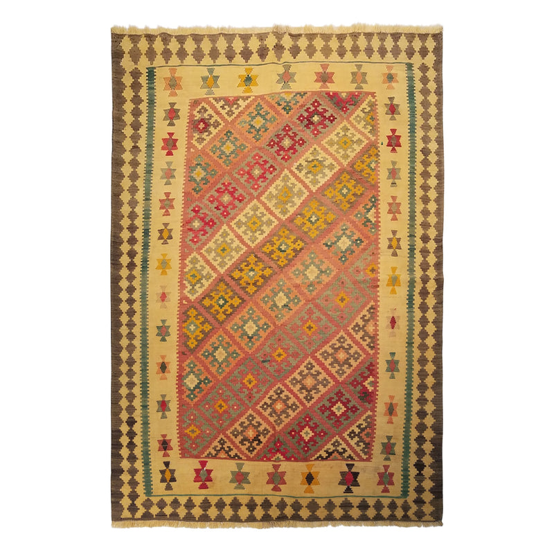 5'4" x 7'10"   Persian Vintage Qashqai Kilim Rug Top View