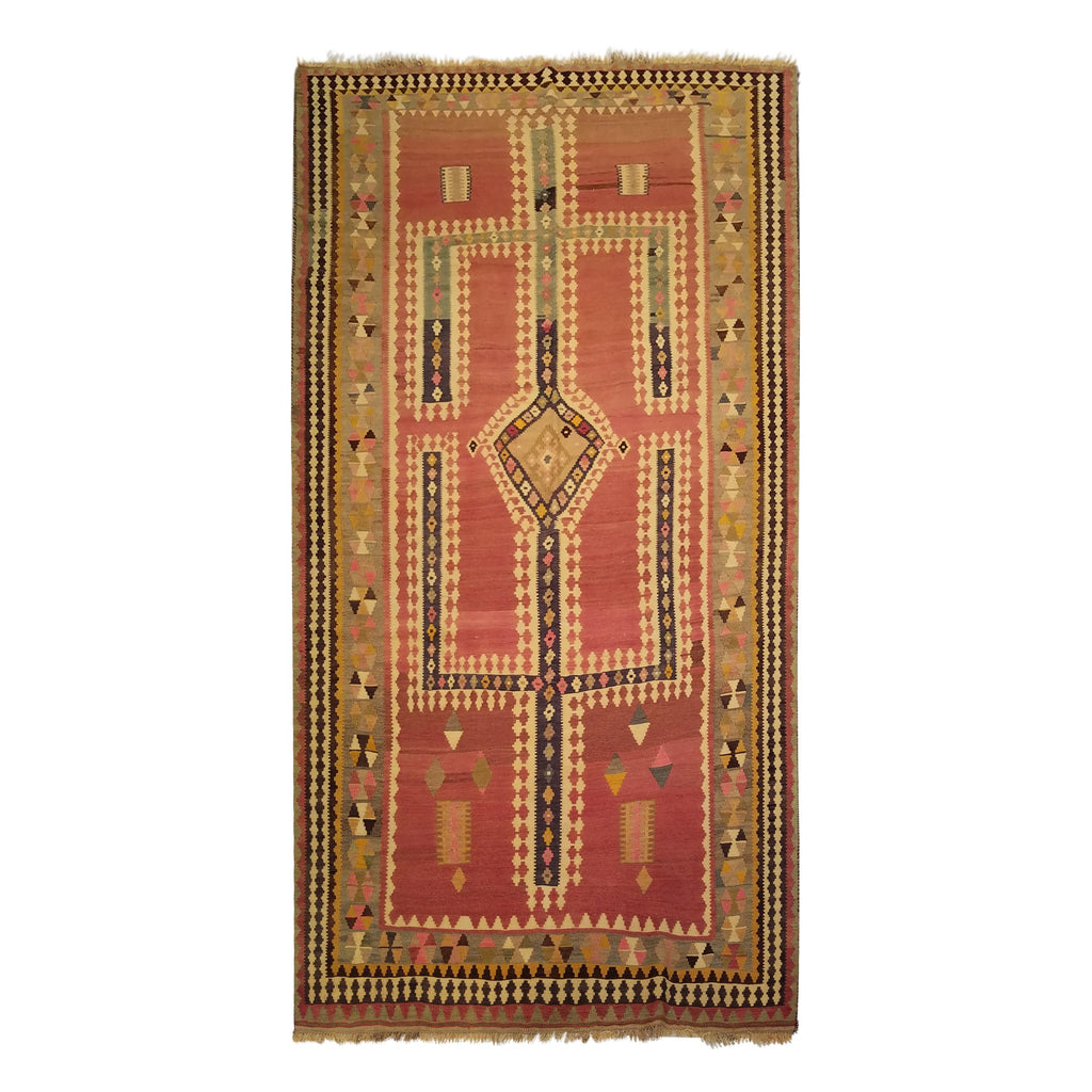 5'0" x 9'6"   Persian Vintage Qashqai Kilim Rug Top View