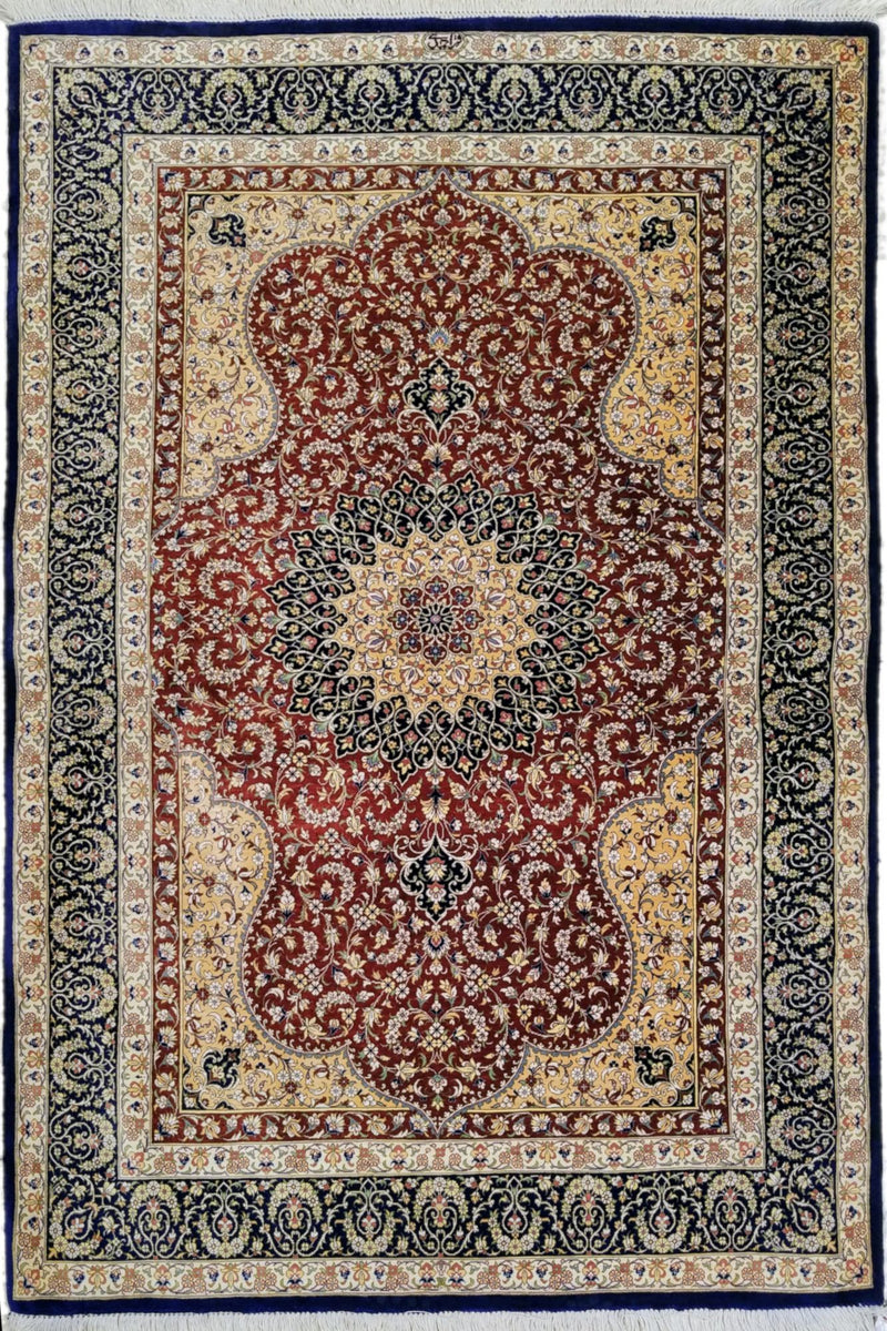 3'3" x 4'7"   Silk Persian Qom Rug Top View