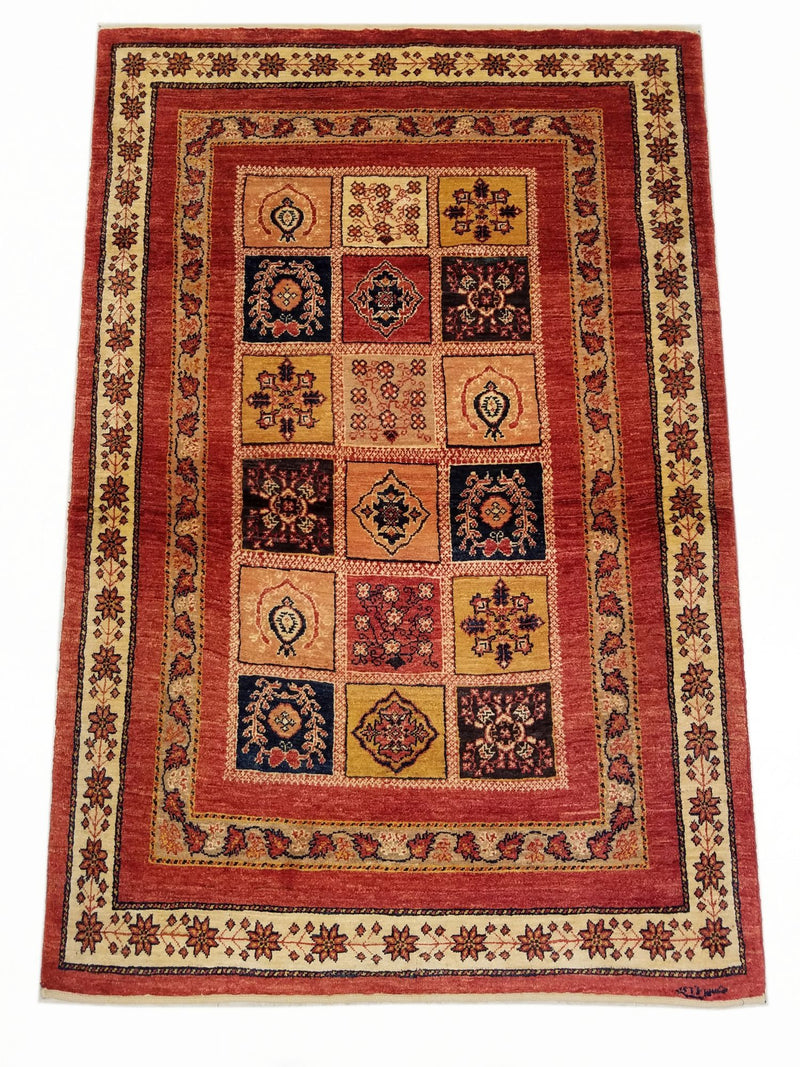 3'6" x 5'1"   Persian Kashkuli Rug Top View
