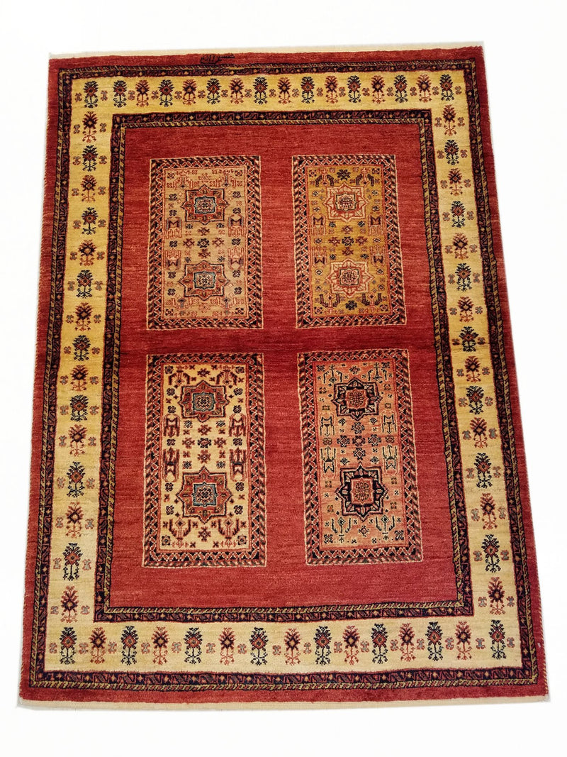 3'8" x 5'2"   Persian Kashkuli Rug Top View