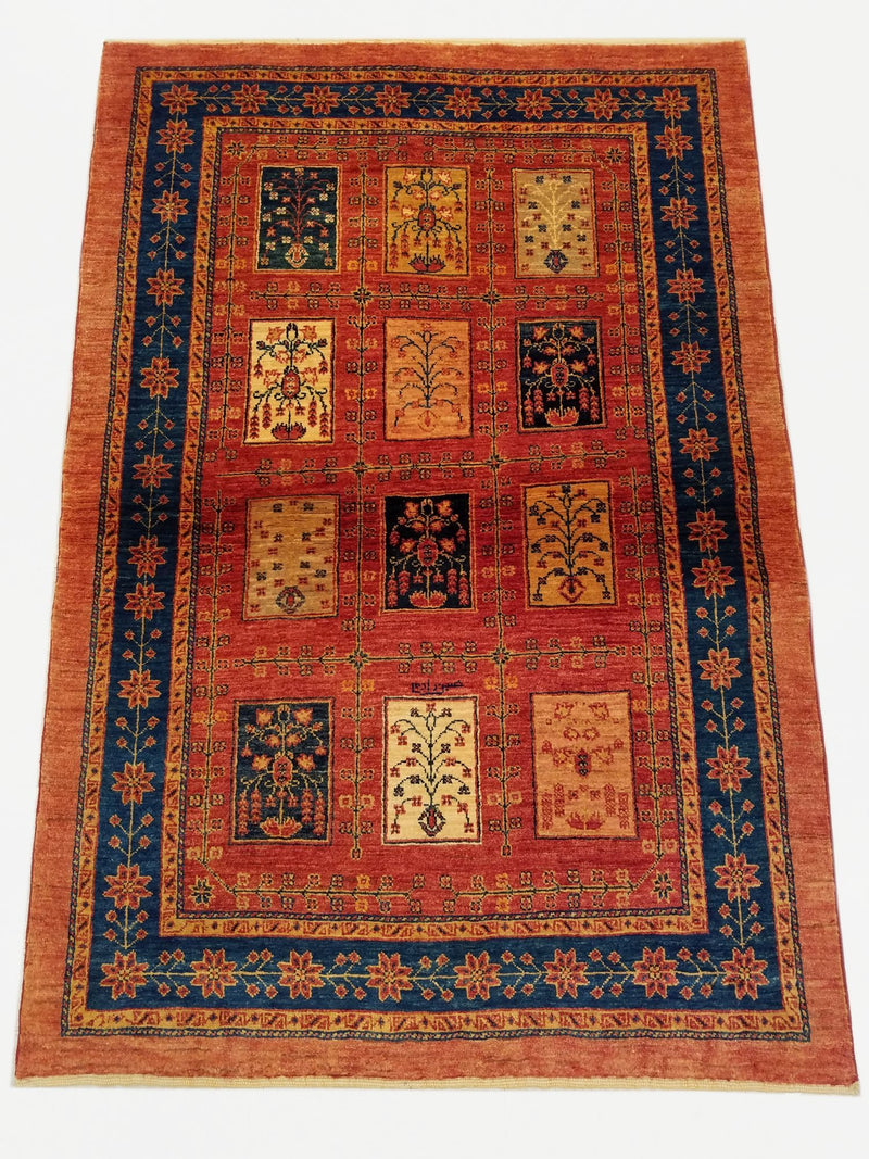 3'6" x 5'1"   Persian Kashkuli Rug Top View