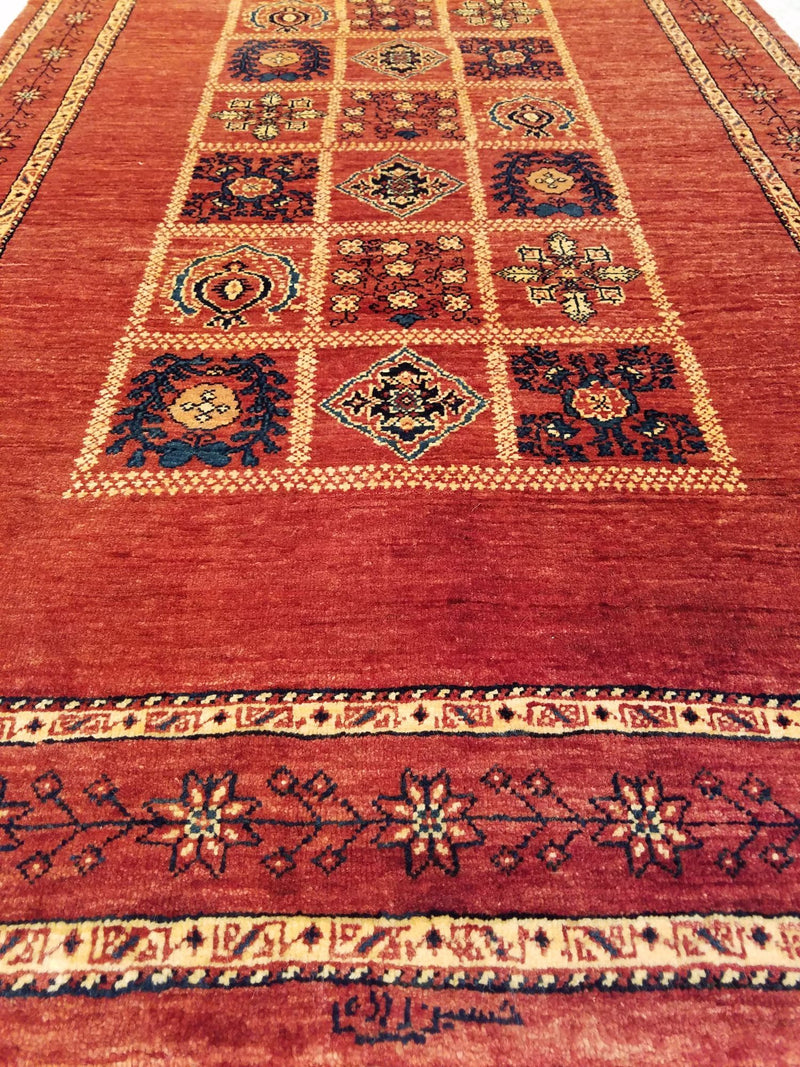 3'5" x 5'6"   Persian Kashkuli Rug Angle View