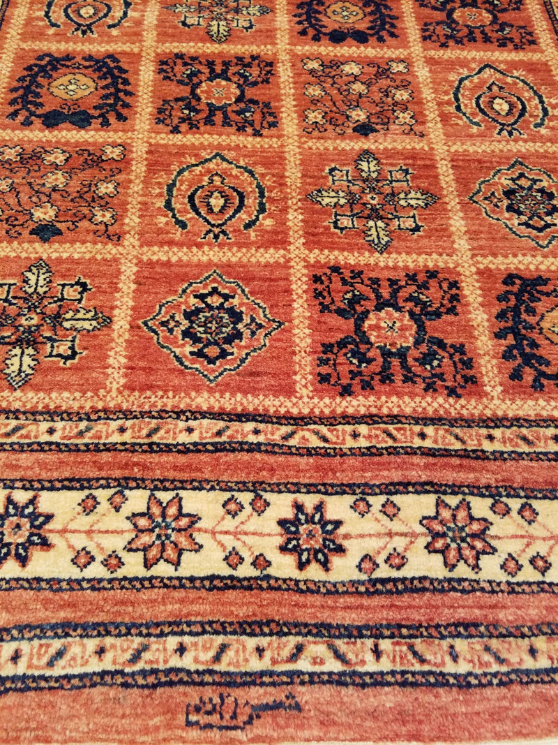 3'7" x 4'9"   Persian Kashkuli Rug Angle View