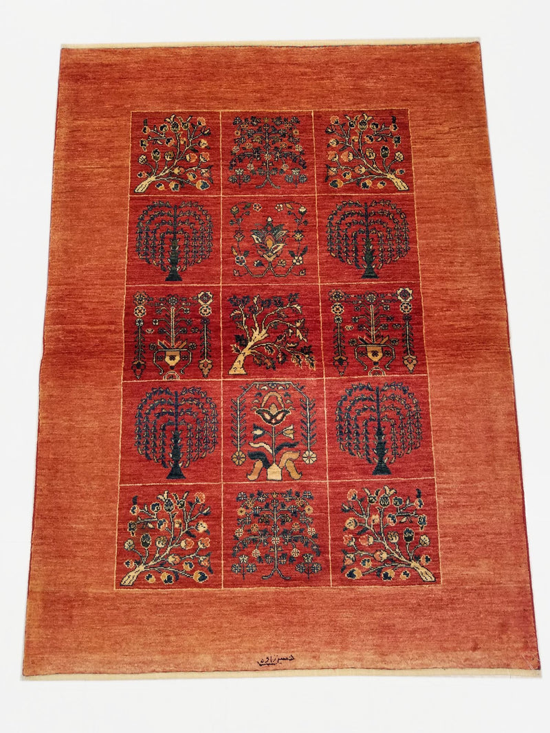 3'8" x 5'0"   Persian Kashkuli Rug Top View