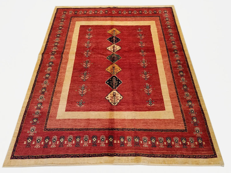 5'6" x 6'10"   Persian Kashkuli Rug Top View