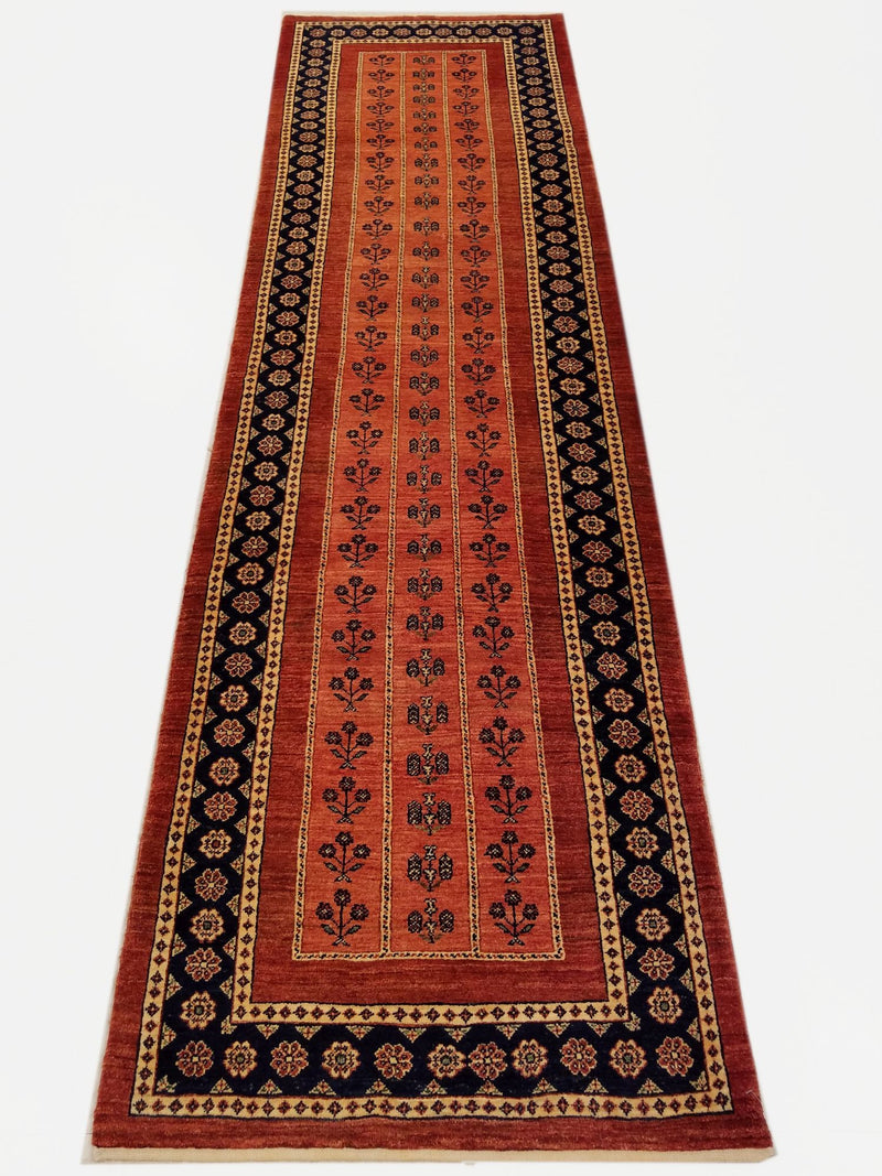 2'8" x 9'2"   Persian Kashkuli Runner Rug Top View