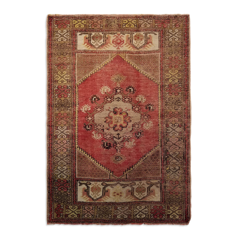 2'9" x 4'0"   Turkish Ortakoy Rug Top View