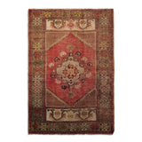 2'9" x 4'0"   Turkish Ortakoy Rug Top View