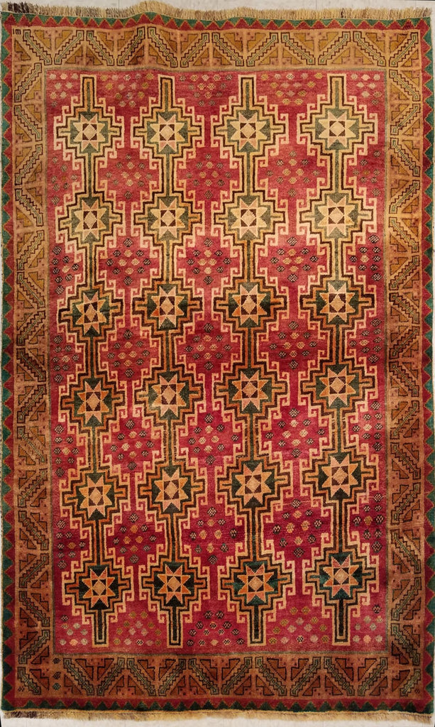 4'6" x 7'6"   Persian Vintage Gabbeh Rug Top View